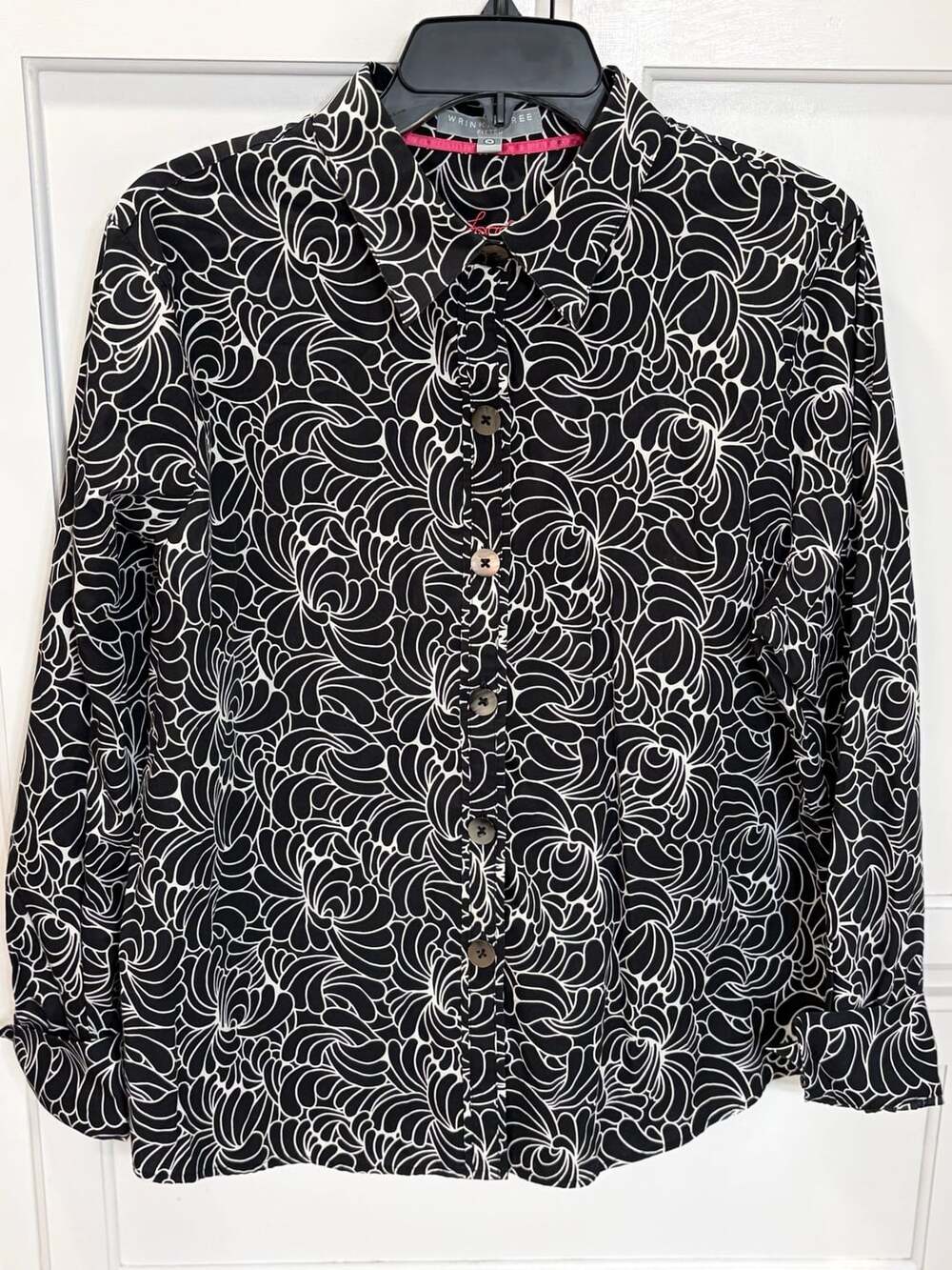Foxcroft Women’s Size 16 Black White Floral Wrinkle Free Button Down Blouse